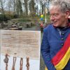 andre van zwieten naast de stadsrechtenoorkonde wijk bij duurstede 725